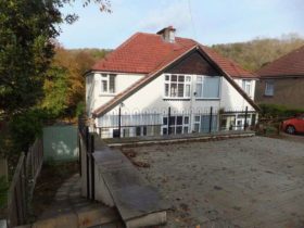 3 bedroom Detached t...